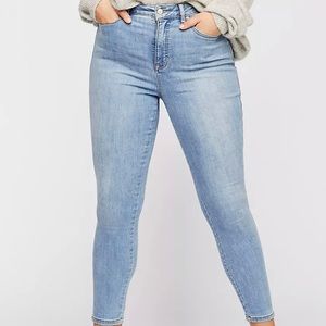Free People CRVY High-Rise Super Skinny Jeans